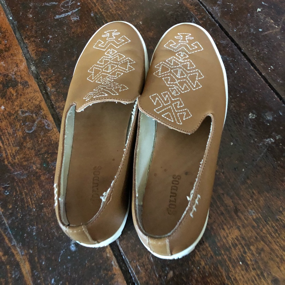 SOLUDOS | SLIP ON SNEAKERS